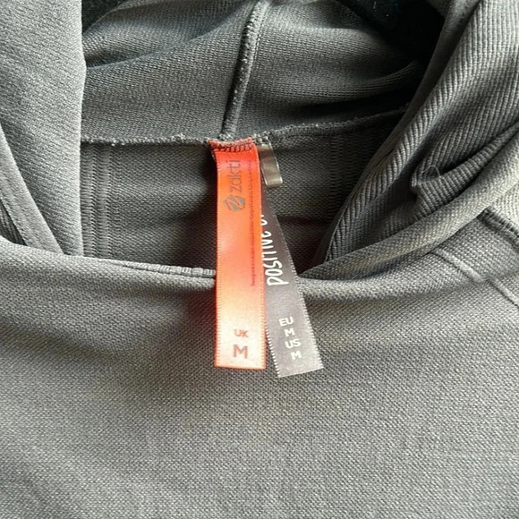 Zakti Hoodie Sweatshirt Gray | Gray Hoodie Sweatshirt | Athletic | Zakti - Picture 7 of 7